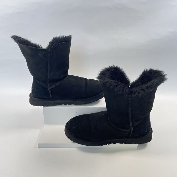 Ugg Australia Bailey Button 5803 Black Suede Sheepskin Boots Women’s Size 7 - Picture 3 of 12